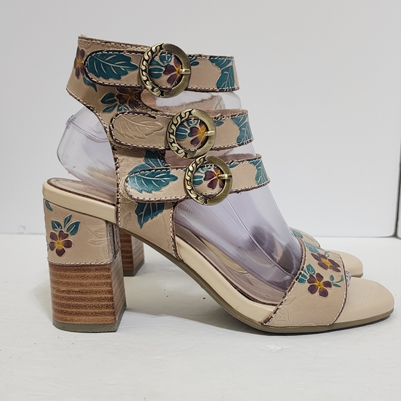 L'Artiste Shoes - L'ARTISTE Rheba Strappy Floral Boho Gypsy Sandals Block Heels sz 8.5 Beige Multi